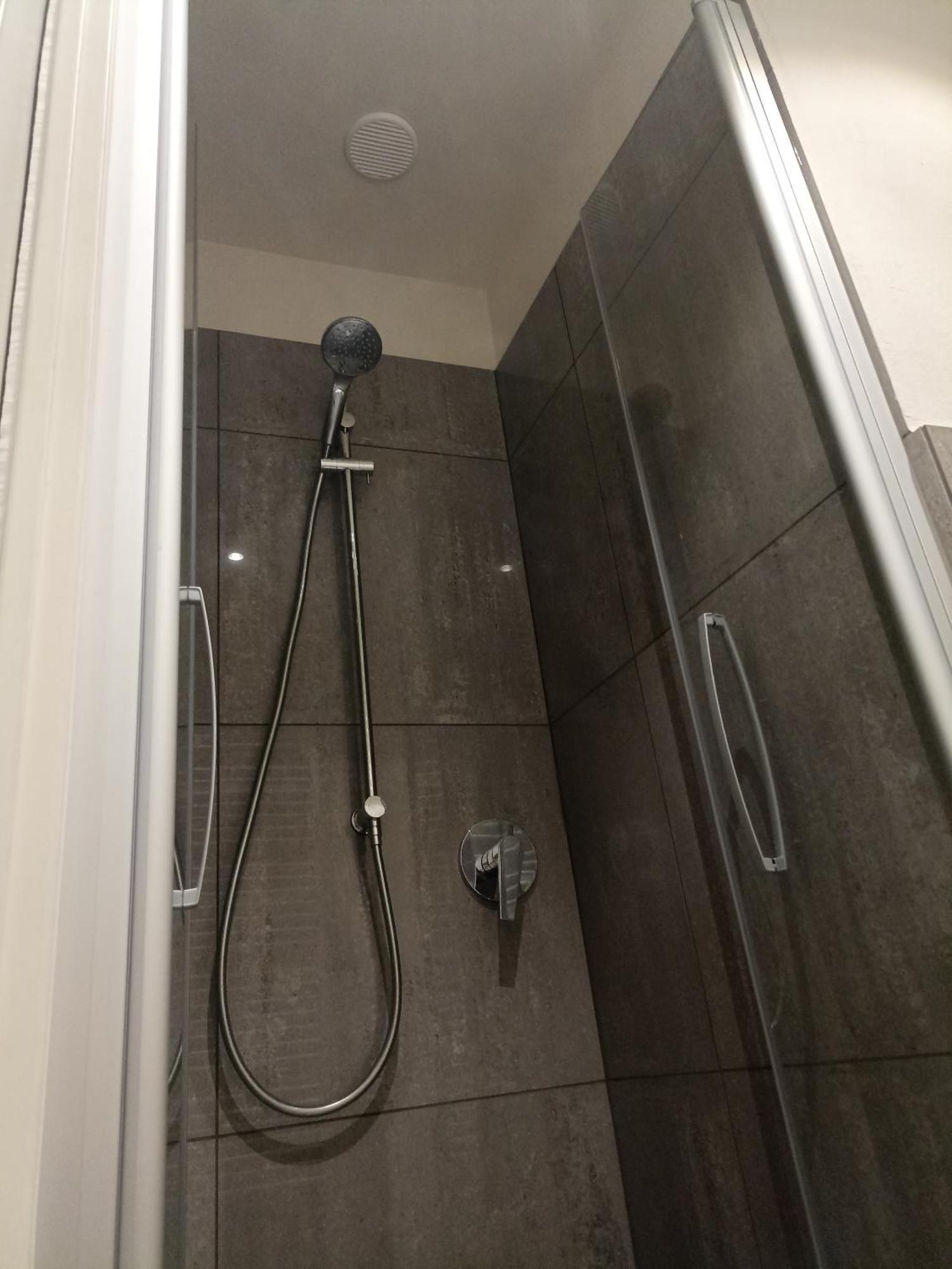 فيلا Gem In The City Center Of Lucca With Air Conditioning - Exclusive Ground Floor House Inside The Walls Close To Botanical Garden And Piazza San Martino المظهر الخارجي الصورة
