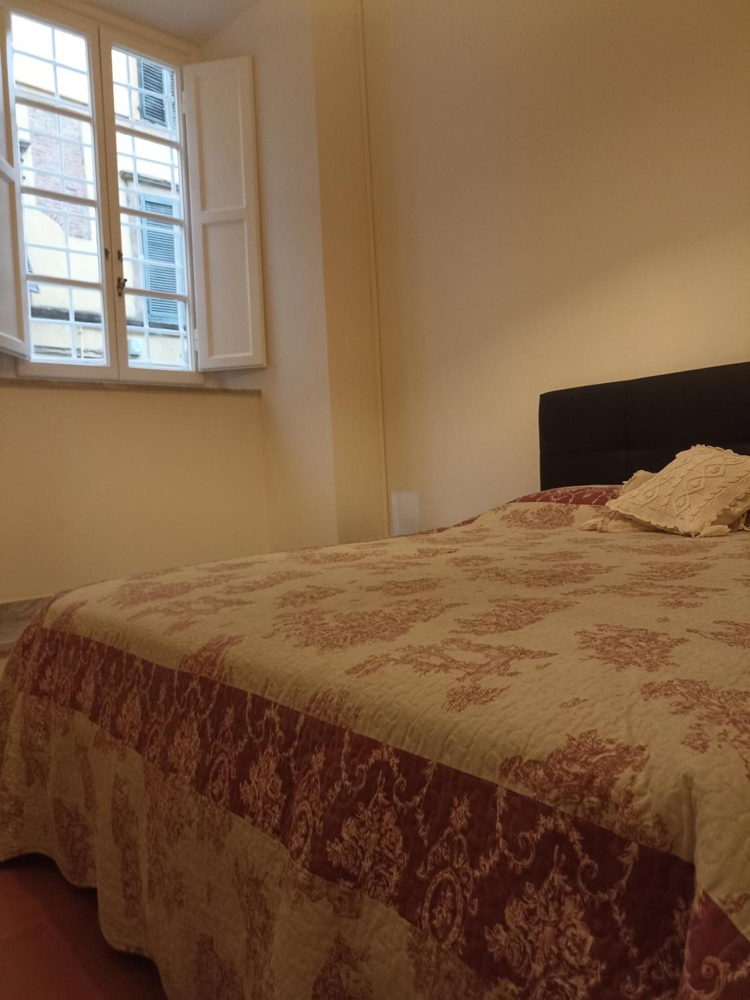 فيلا Gem In The City Center Of Lucca With Air Conditioning - Exclusive Ground Floor House Inside The Walls Close To Botanical Garden And Piazza San Martino المظهر الخارجي الصورة