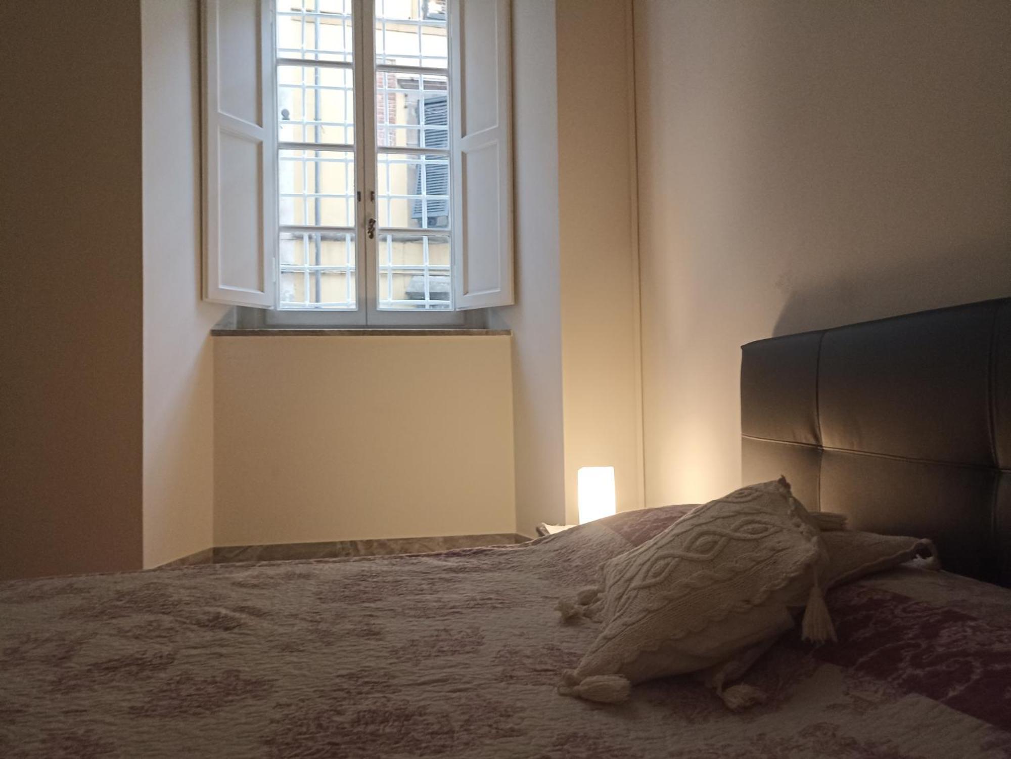 فيلا Gem In The City Center Of Lucca With Air Conditioning - Exclusive Ground Floor House Inside The Walls Close To Botanical Garden And Piazza San Martino المظهر الخارجي الصورة