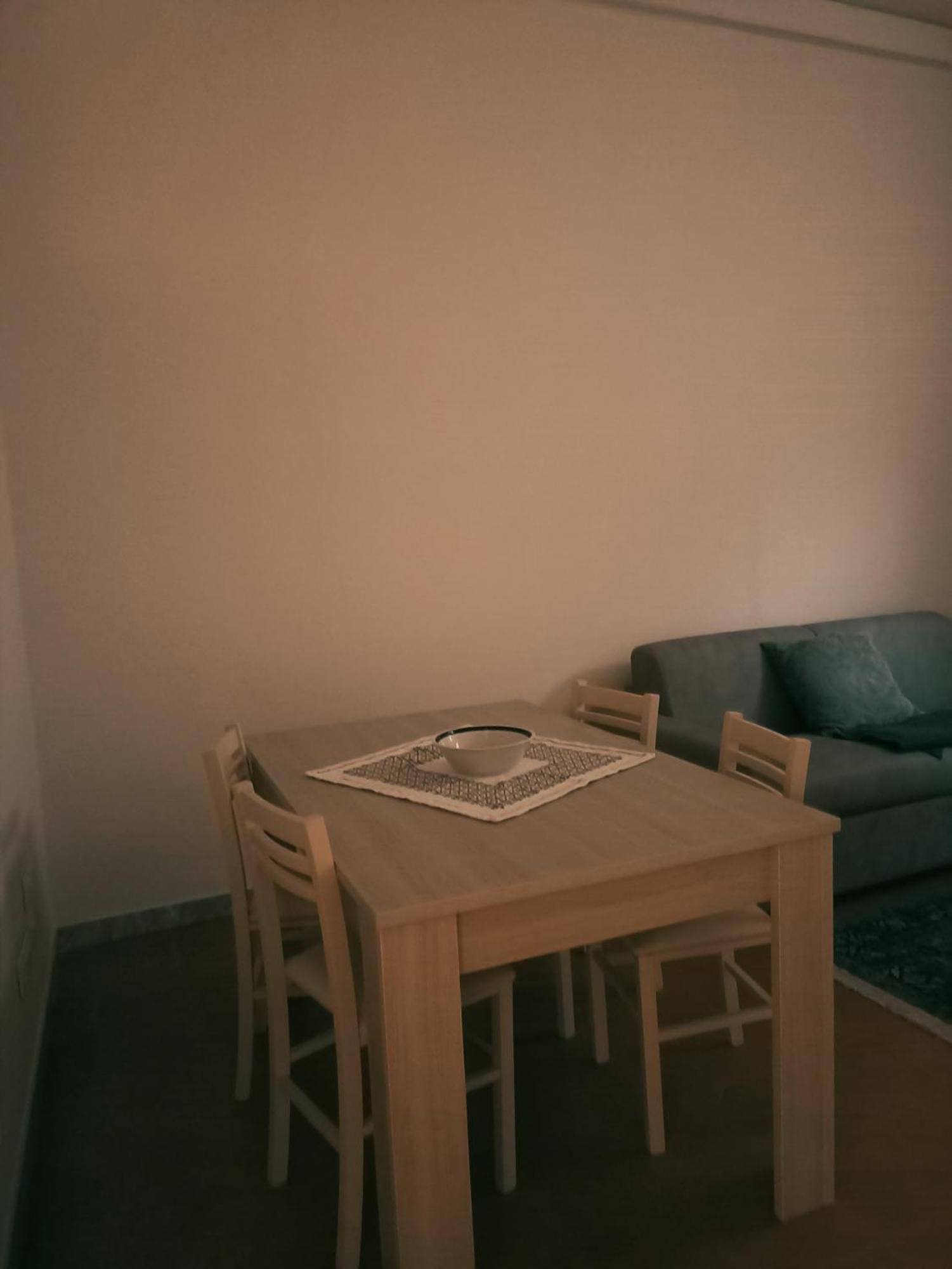 فيلا Gem In The City Center Of Lucca With Air Conditioning - Exclusive Ground Floor House Inside The Walls Close To Botanical Garden And Piazza San Martino المظهر الخارجي الصورة